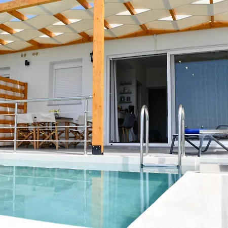 Vrachos Luxury 2 *